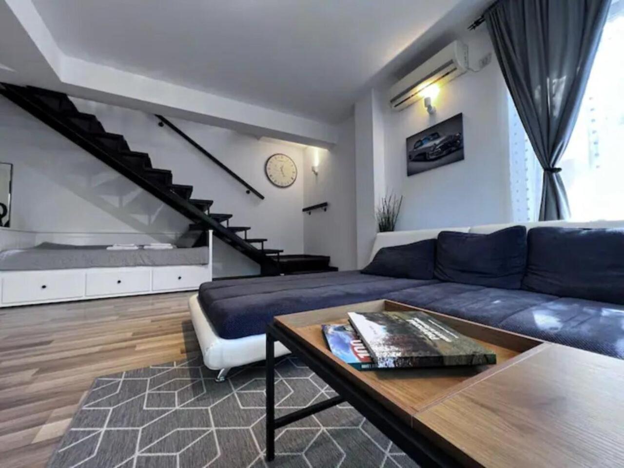 Vila Luminoasa Cu Curte Privata Βουκουρέστι Εξωτερικό φωτογραφία